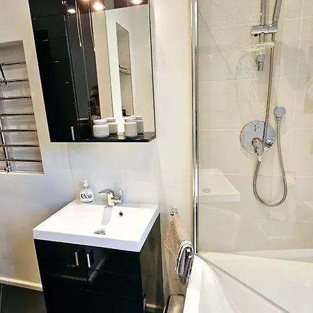 Apartmán Modern 2 Bedroom In The Centre Riga