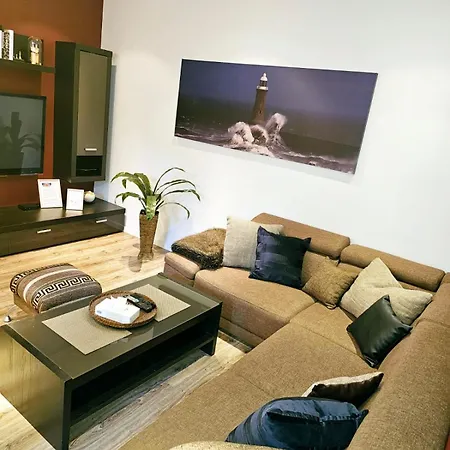 Διαμέρισμα Modern 2 Bedroom In The Centre *